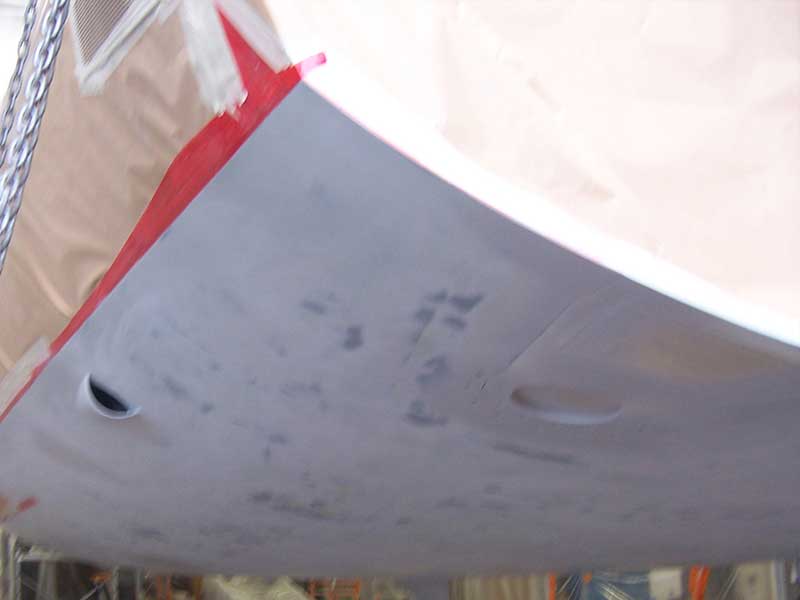 Peinture, finition coque, pont et carene
