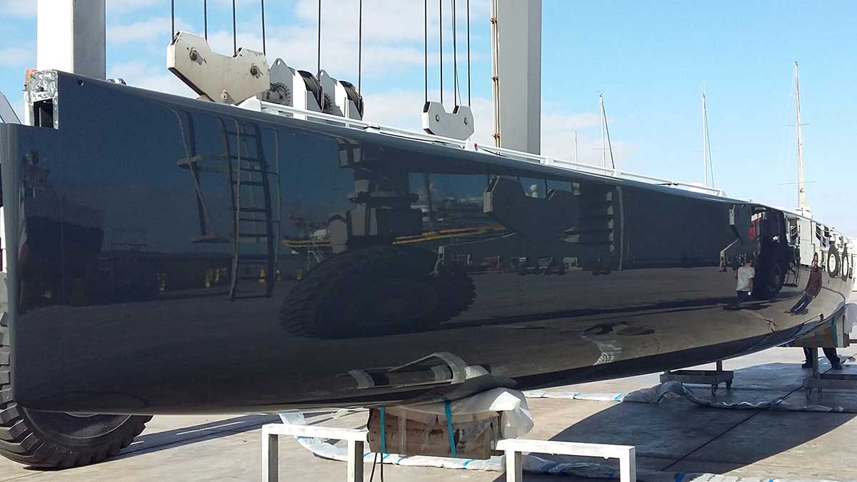 refit complet peinture monocoque RC44