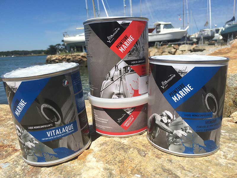 Laque mono-composant pour coque de voilier