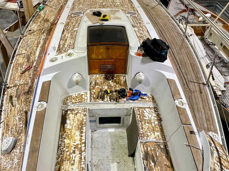 Refit du pont flexiteek